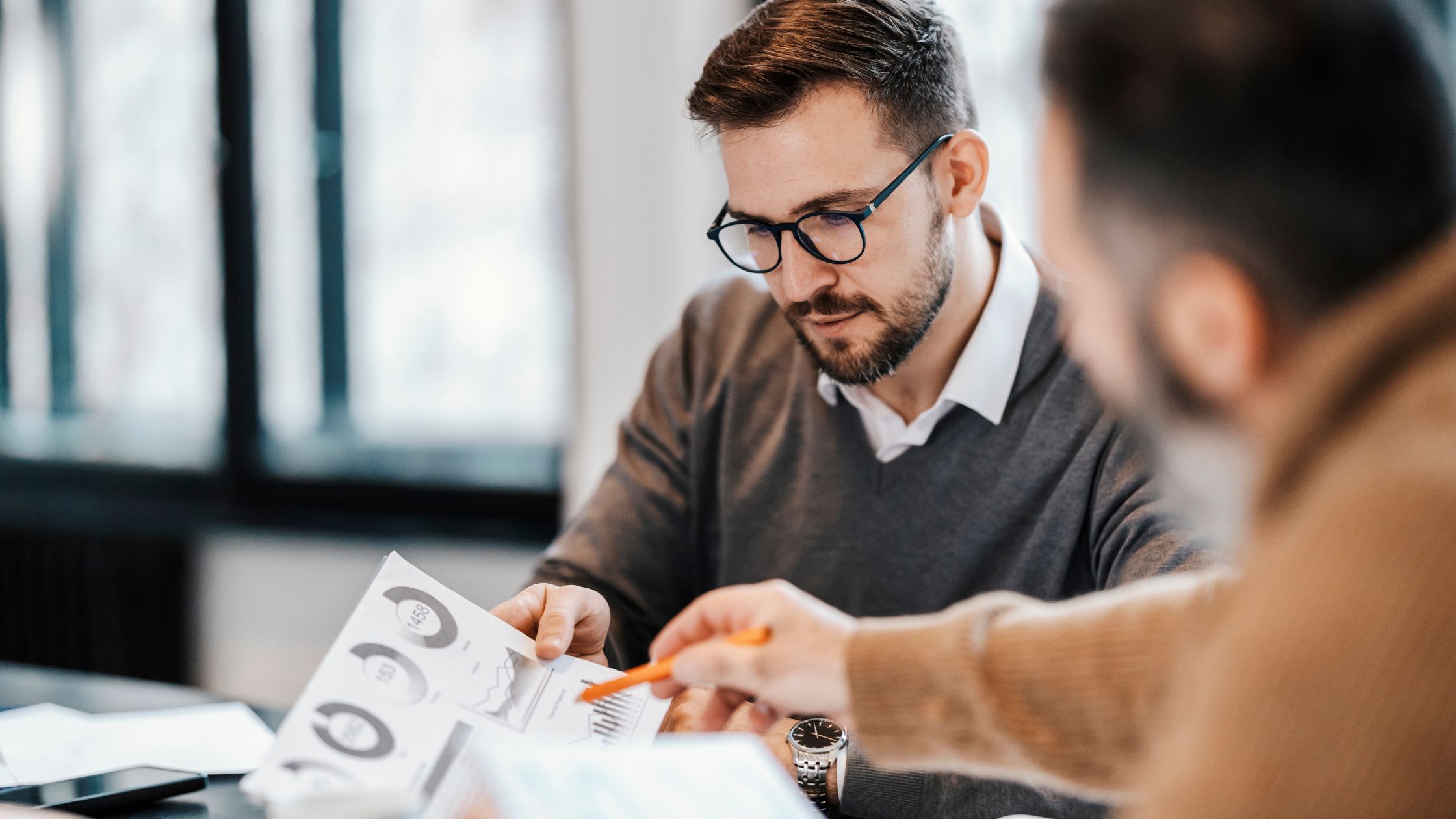 3 Ways To Build Strong Relationships in the Workplace